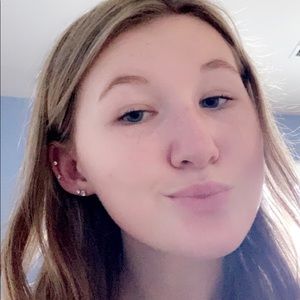 Meet your Posher, Kaitlyn